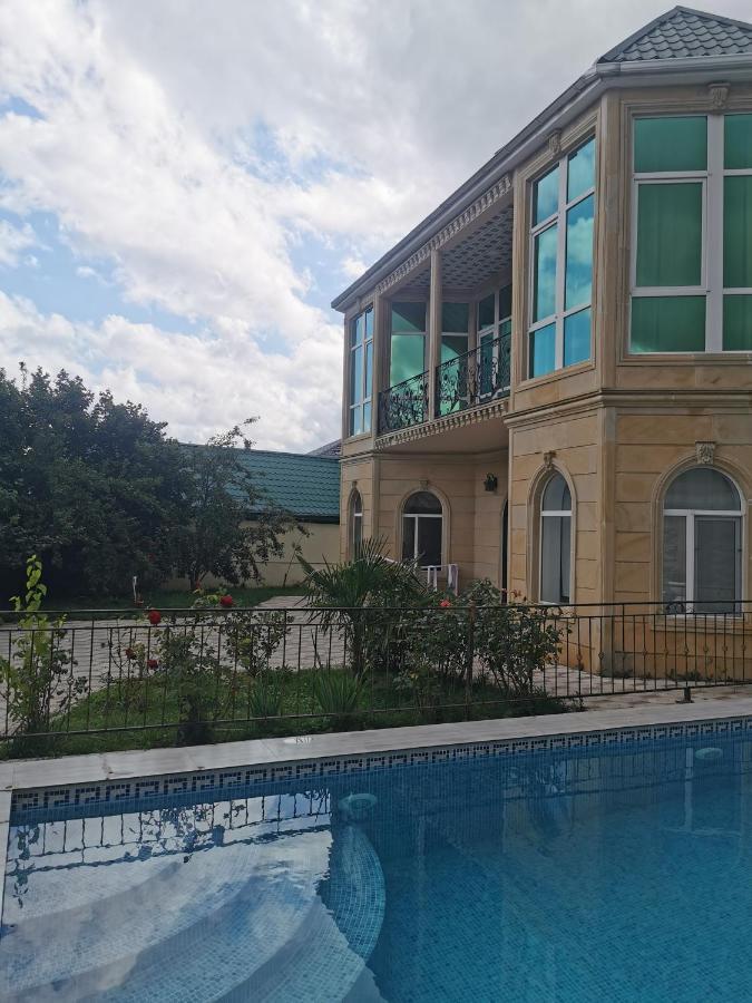 Raffles With Pool غابالا