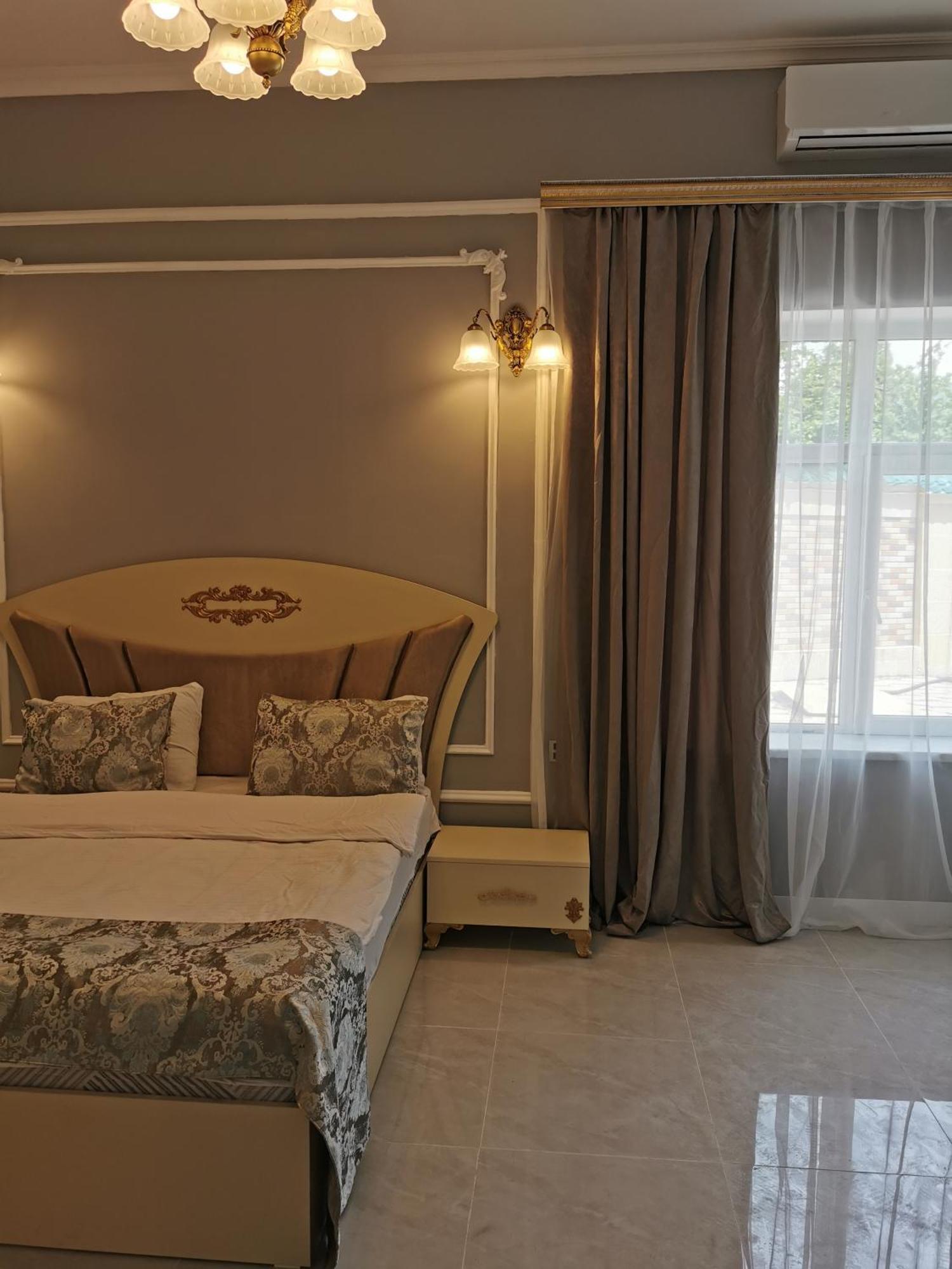 Raffles With Pool شقة غابالا
